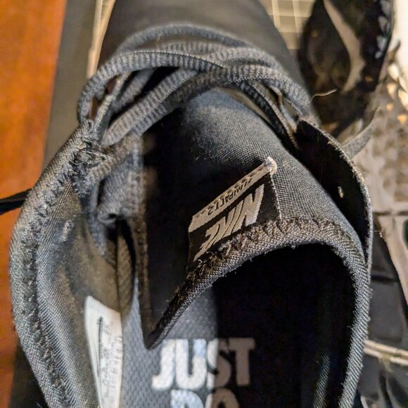 Nike Women's FI Impact 2 Spikeless Waterproof Golf Shoes - Picture 5 of 5